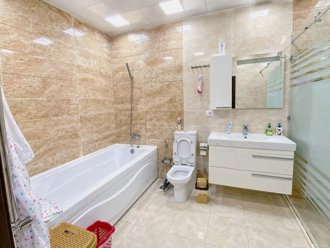 Satılır 3 otaqlı mənzil 150 m²