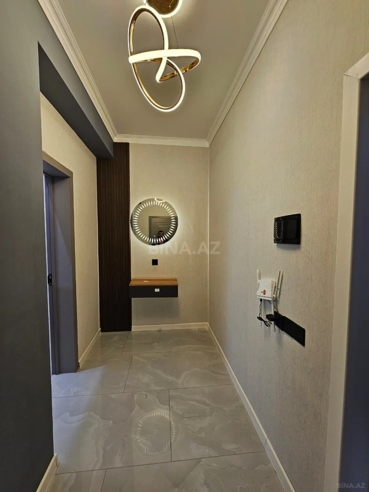 Satılır 2 otaqlı mənzil 55 m²