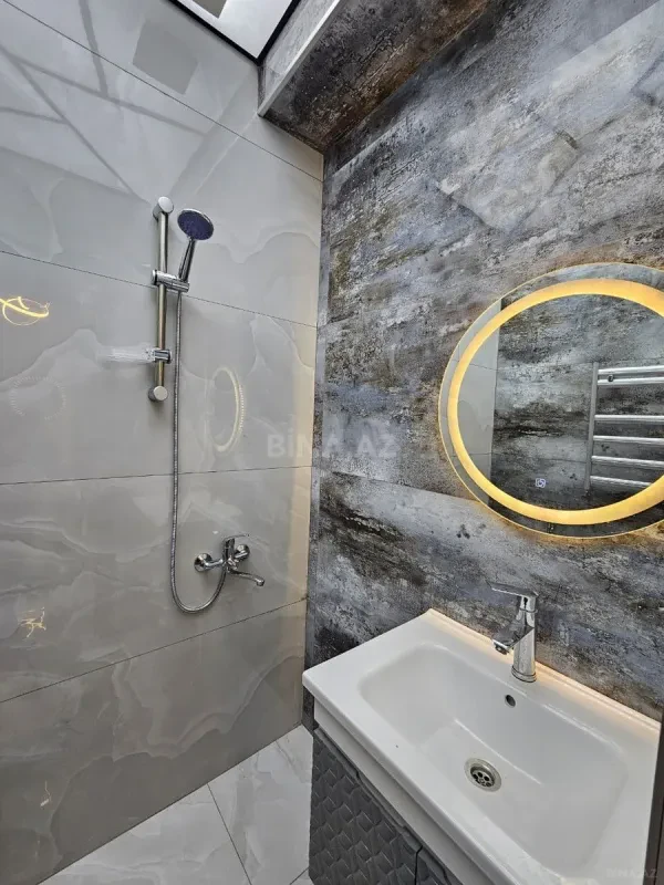 Satılır 2 otaqlı mənzil 55 m²