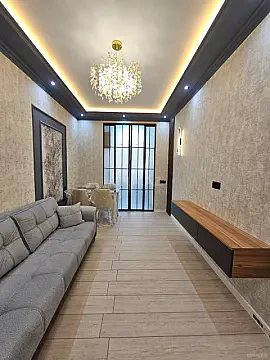 Satılır 2 otaqlı mənzil 55 m²