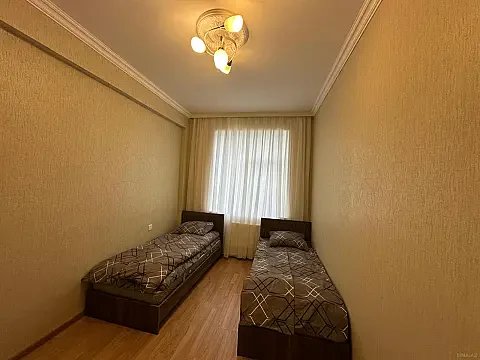 Kirayə verilir 3 otaqlı mənzil 90 m²