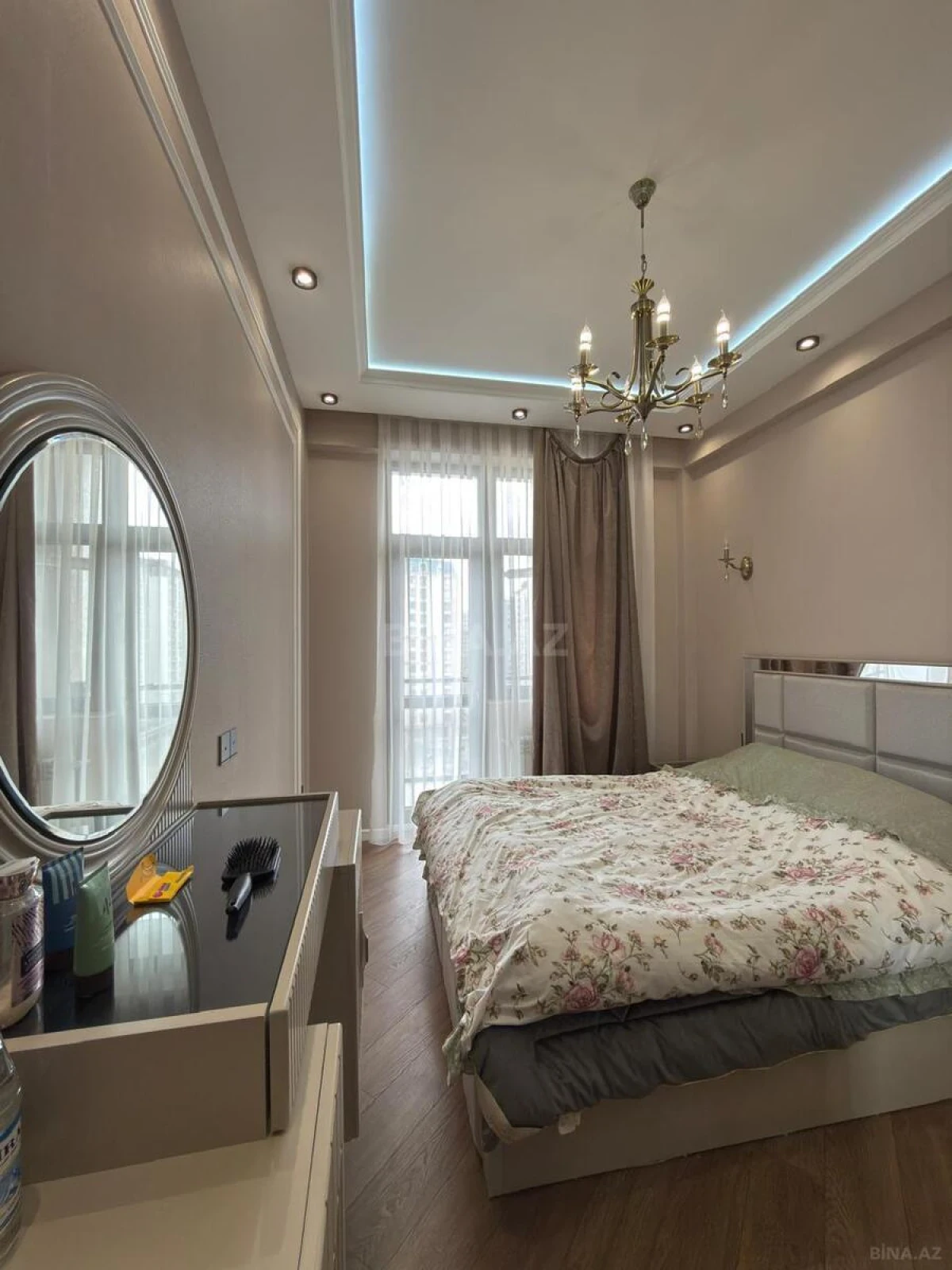Satılır 2 otaqlı mənzil 63 m²