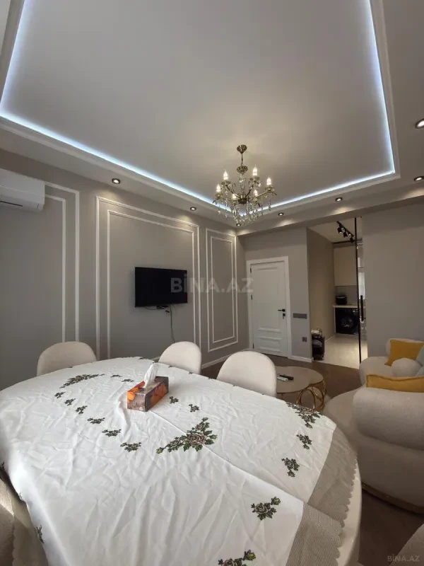 Satılır 2 otaqlı mənzil 63 m²