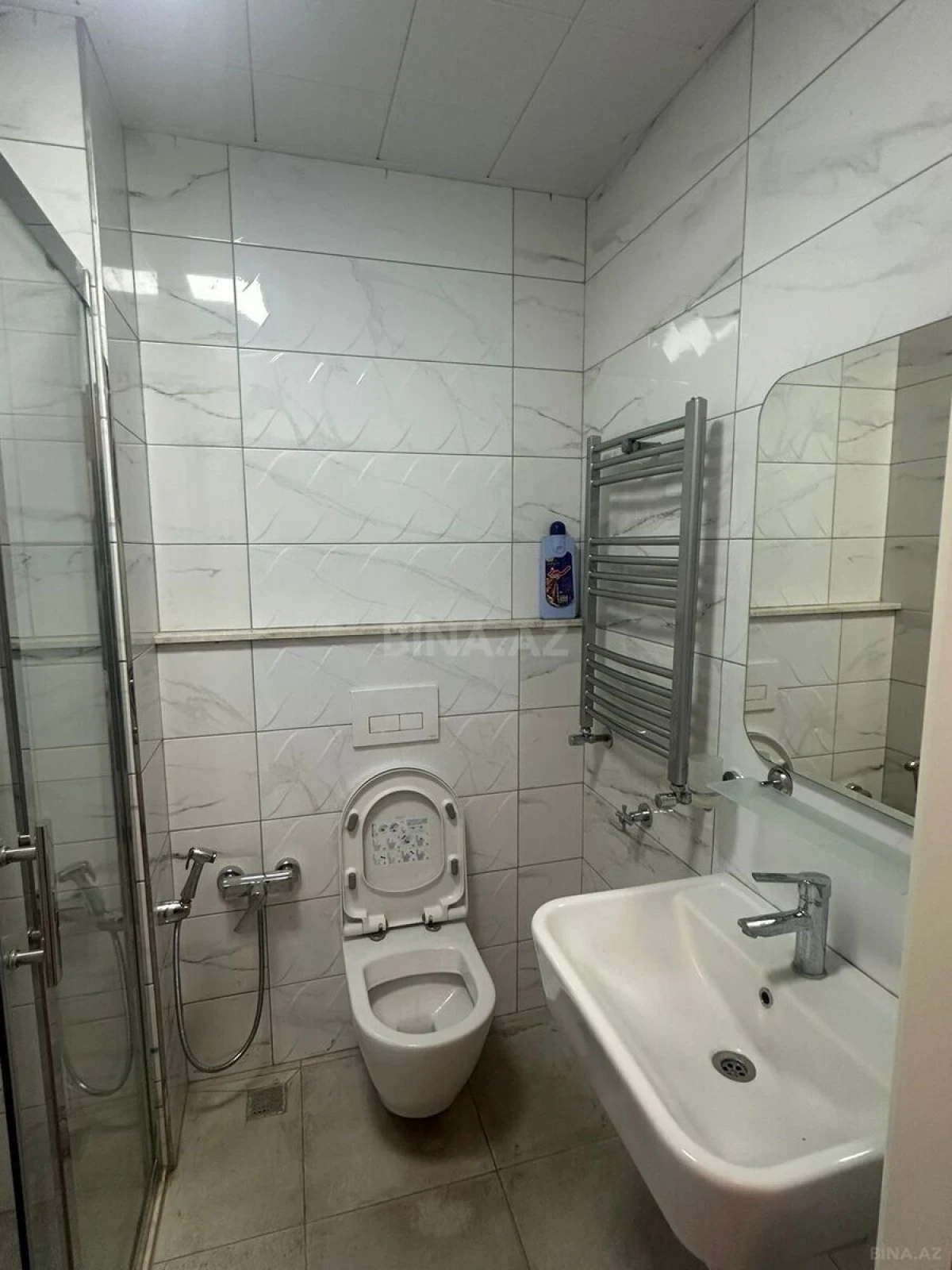 Kirayə verilir 2 otaqlı mənzil 70 m²