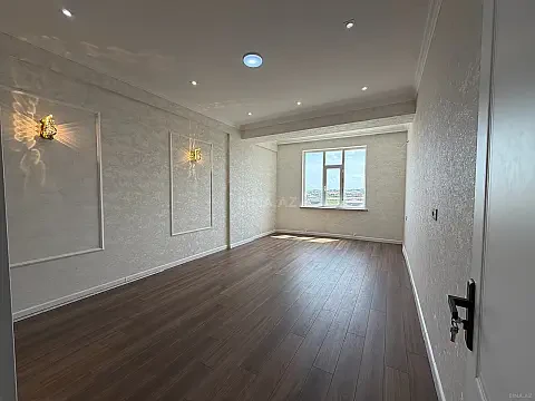 Satılır 2 otaqlı mənzil 56 m²