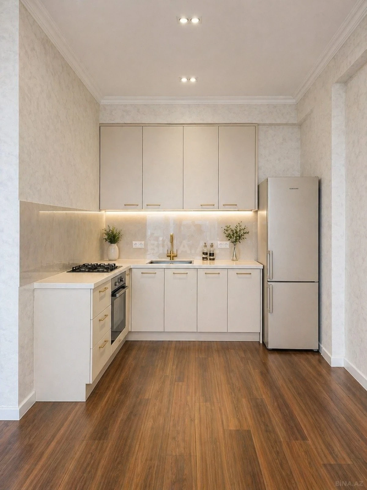 Satılır 2 otaqlı mənzil 56 m²