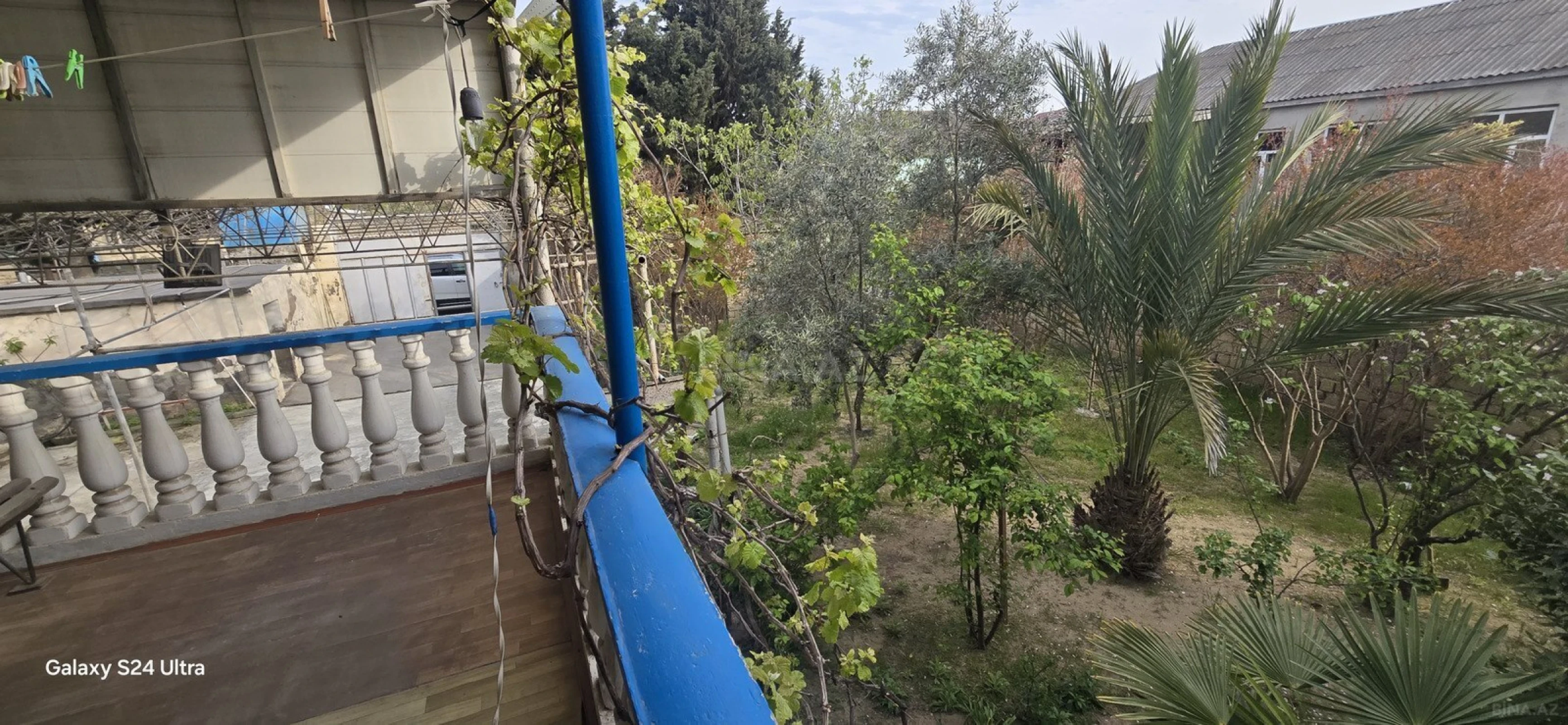 Satılır 7 otaqlı həyət evi 300 m²