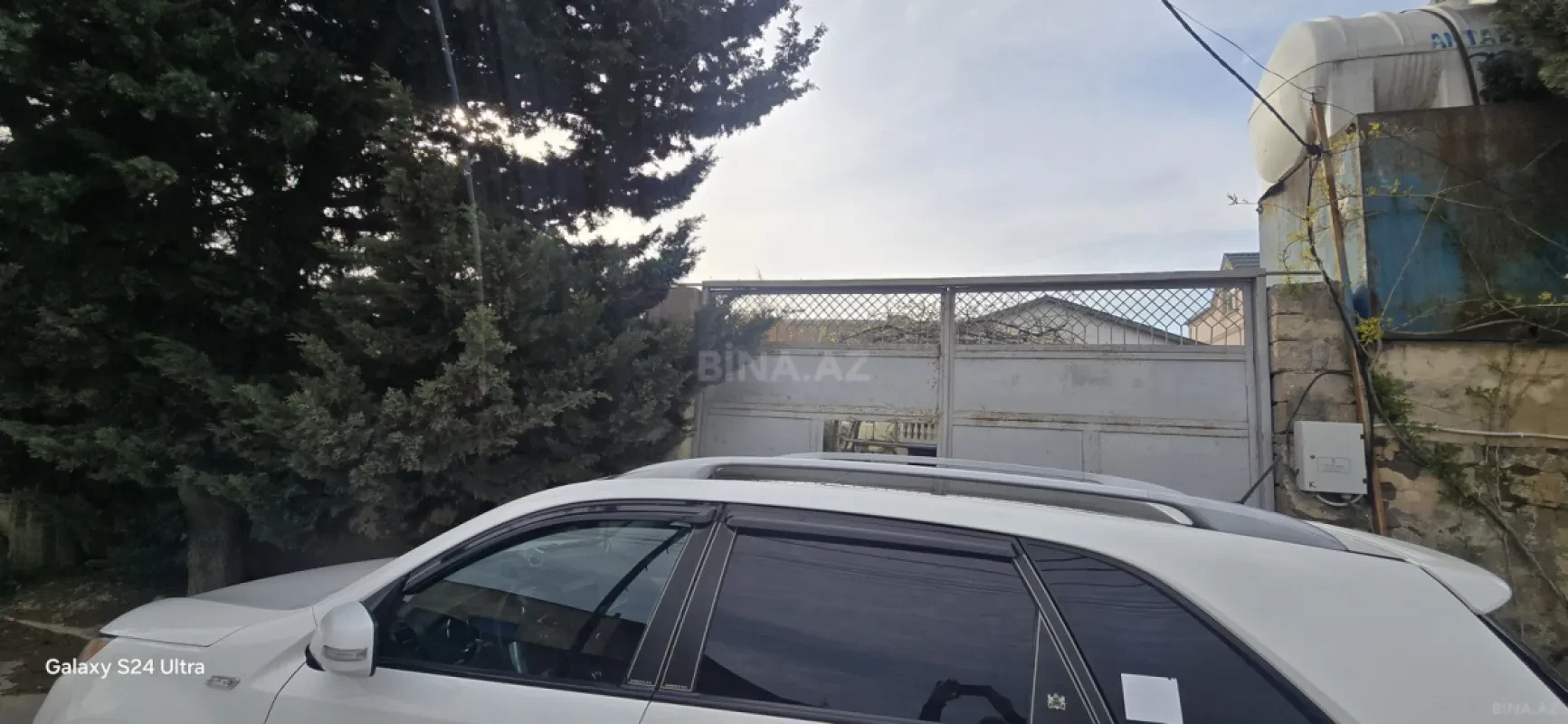 Satılır 7 otaqlı həyət evi 300 m²