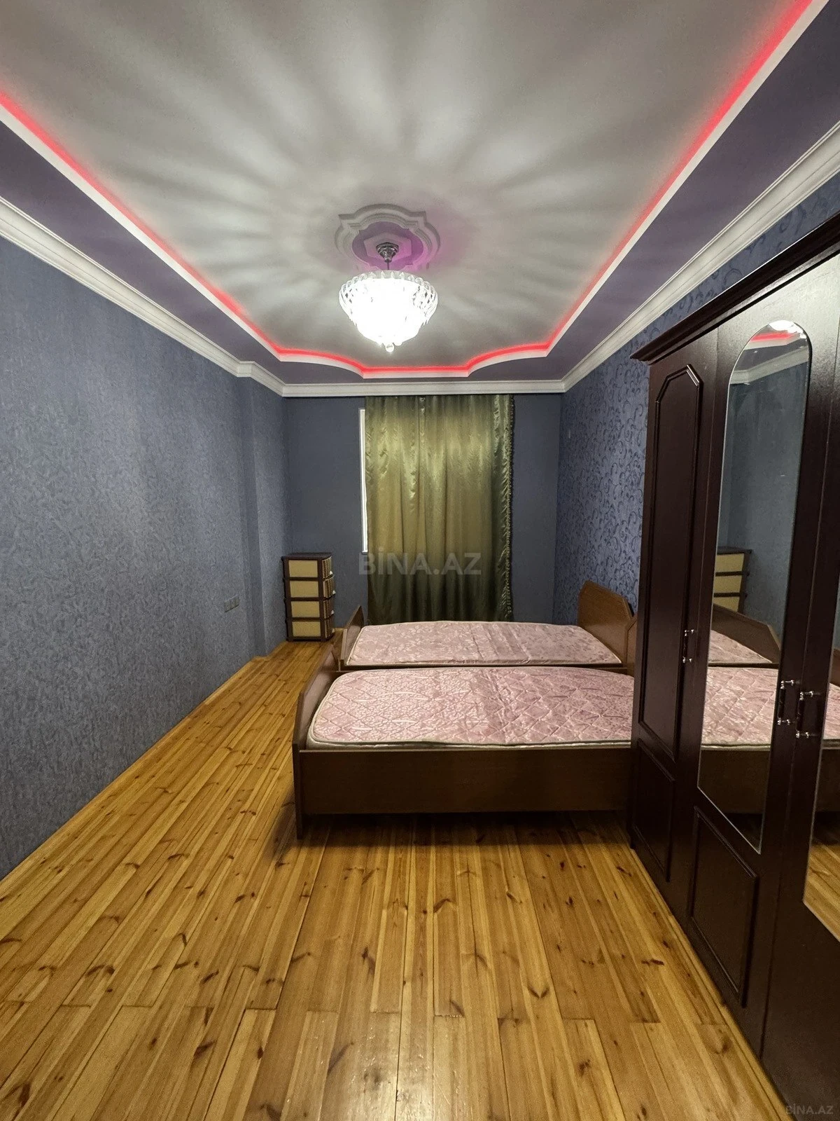 Satılır 2 otaqlı mənzil 65 m²