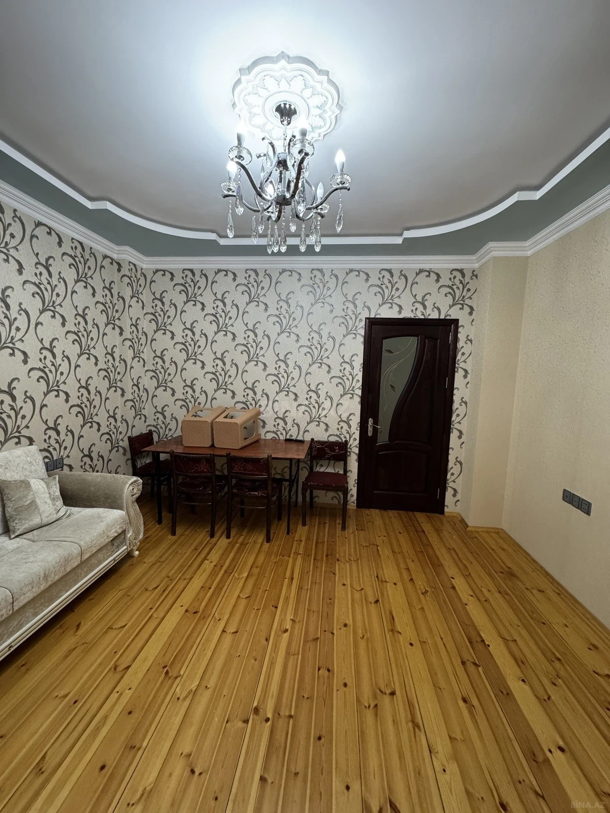 Satılır 2 otaqlı mənzil 65 m²