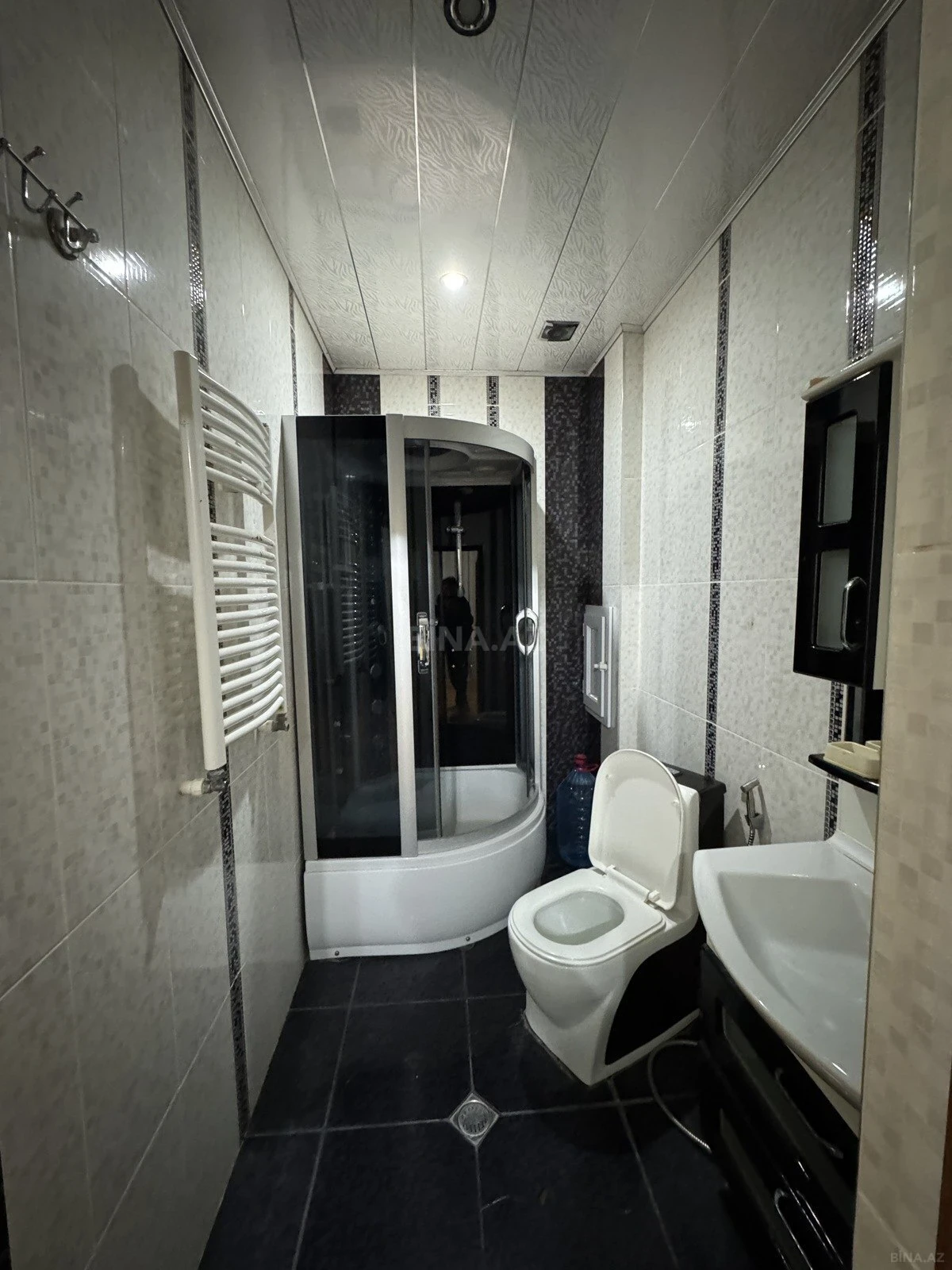 Satılır 2 otaqlı mənzil 65 m²