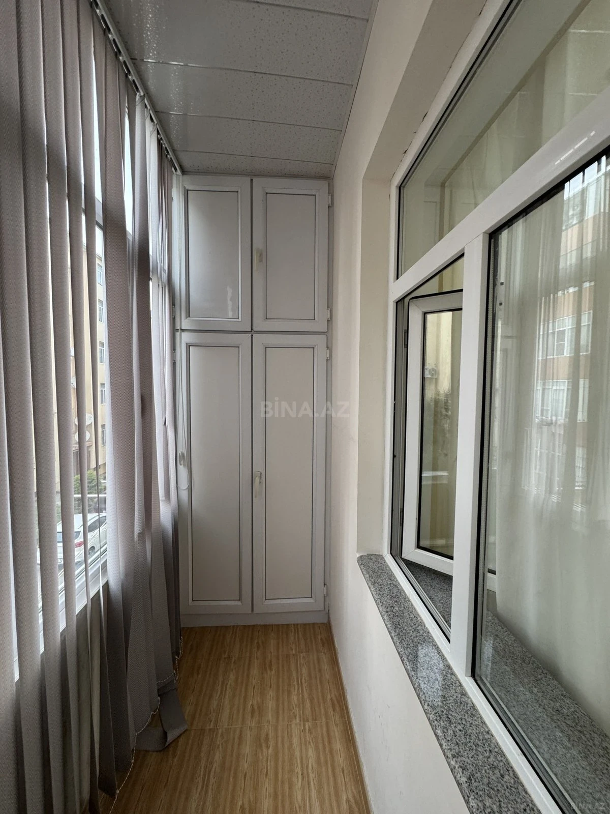 Satılır 2 otaqlı mənzil 65 m²