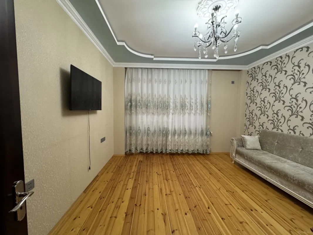 Satılır 2 otaqlı mənzil 65 m²