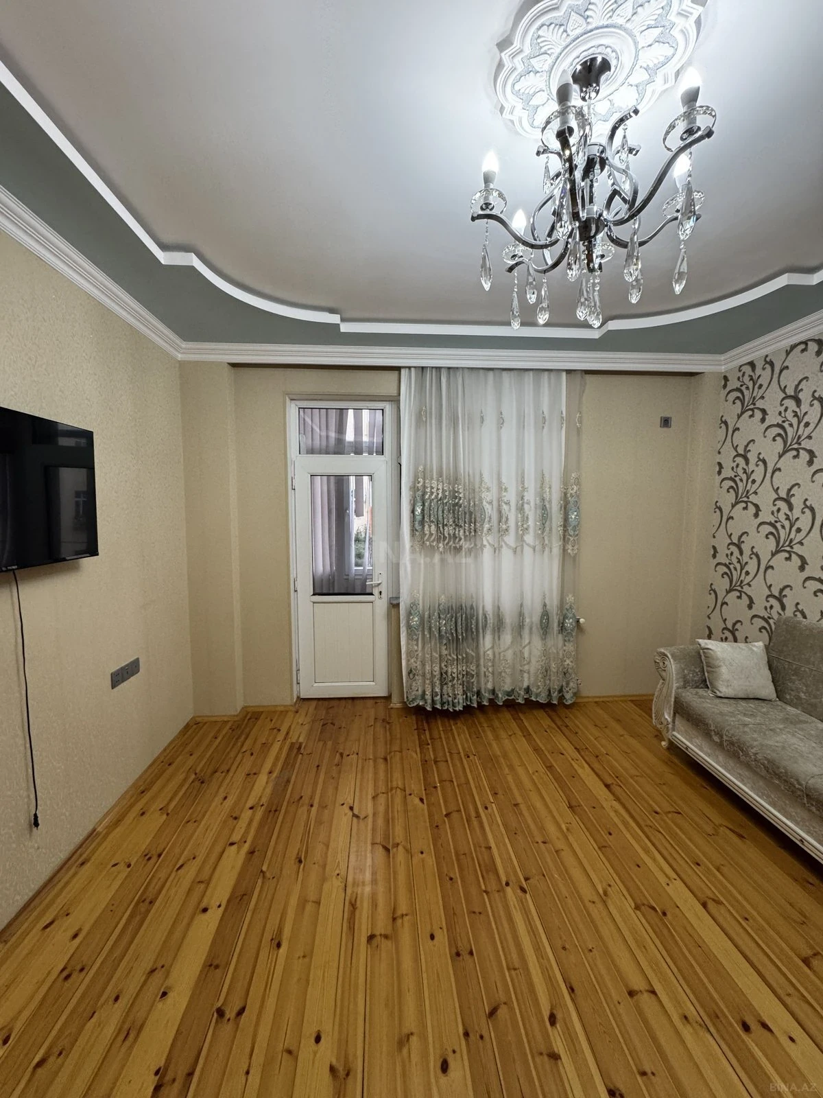 Satılır 2 otaqlı mənzil 65 m²