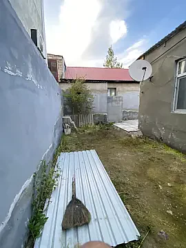 Satılır 3 otaqlı həyət evi 80 m²