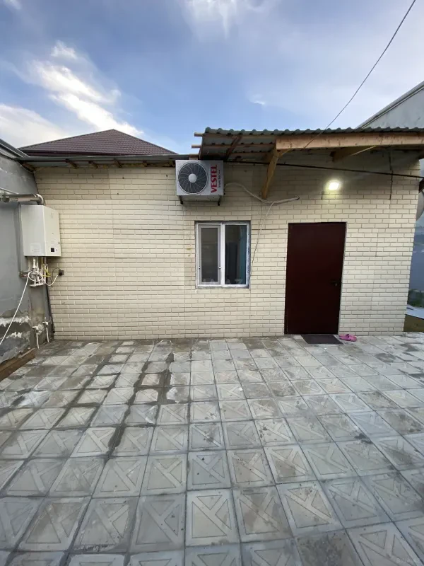 Satılır 3 otaqlı həyət evi 80 m²