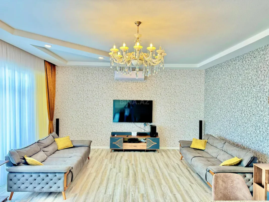 Kirayə verilir 4 otaqlı həyət evi 200 m²