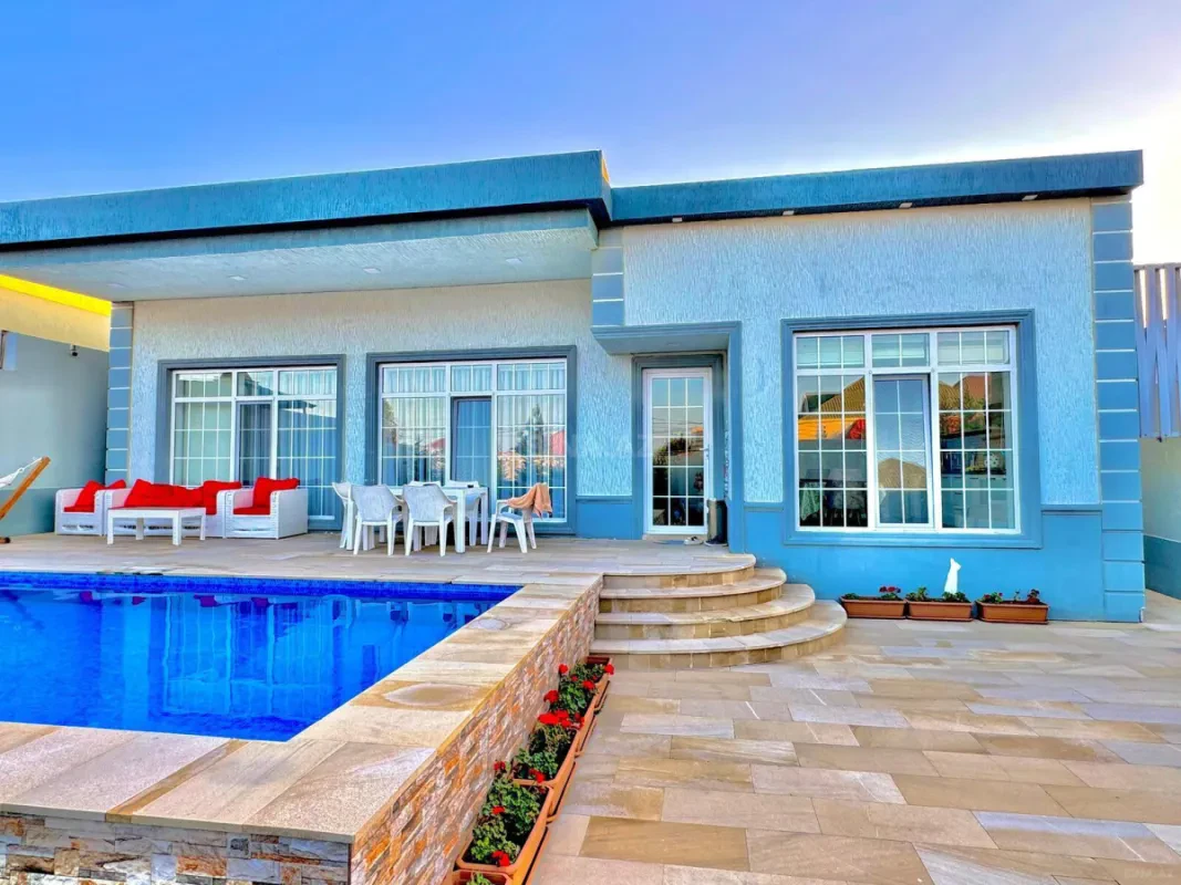 Kirayə verilir 4 otaqlı həyət evi 200 m²