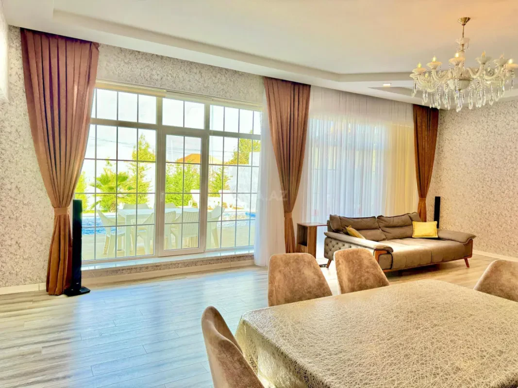 Kirayə verilir 4 otaqlı həyət evi 200 m²
