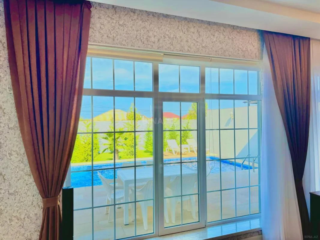 Kirayə verilir 4 otaqlı həyət evi 200 m²