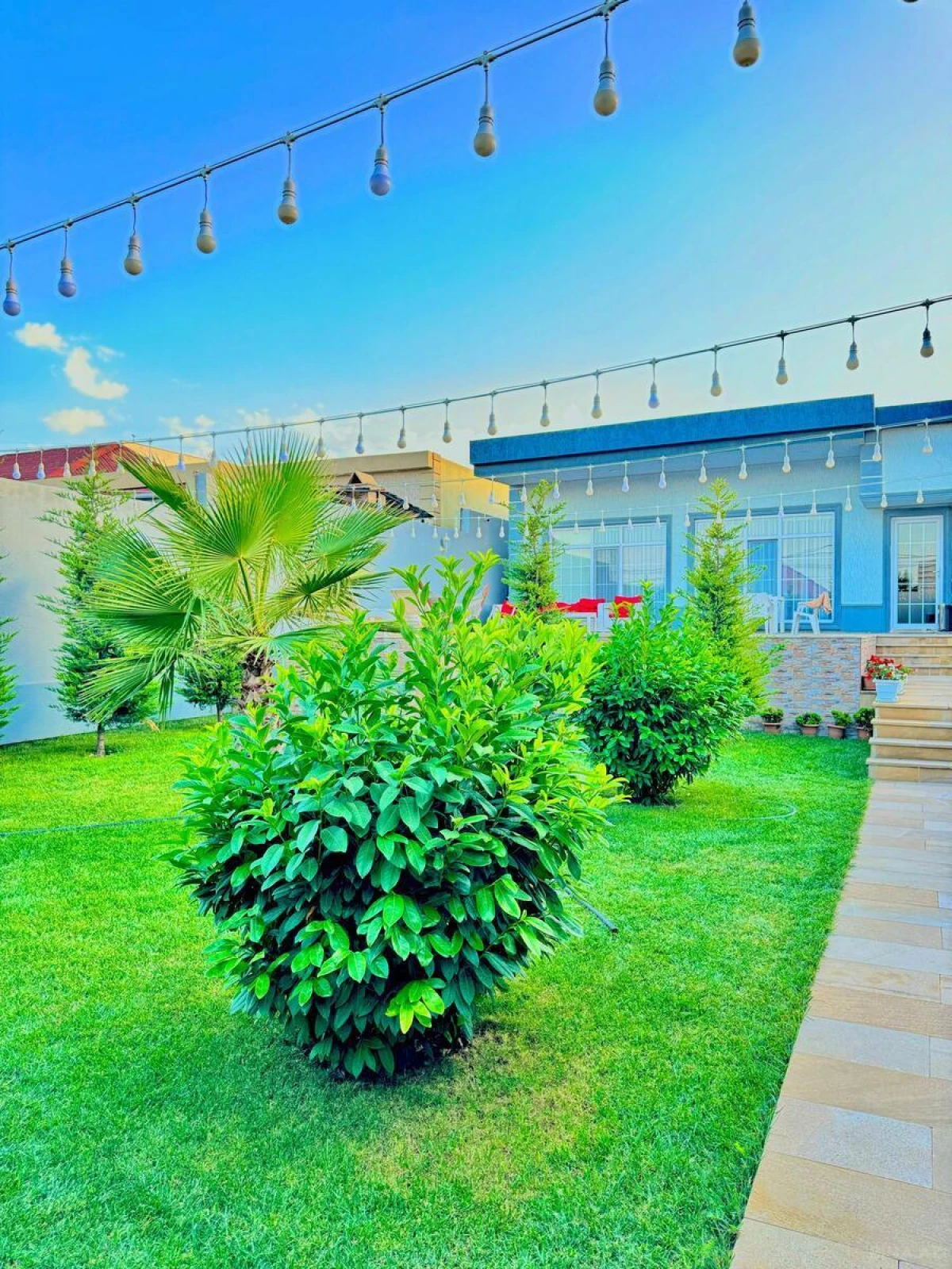 Kirayə verilir 4 otaqlı həyət evi 200 m²