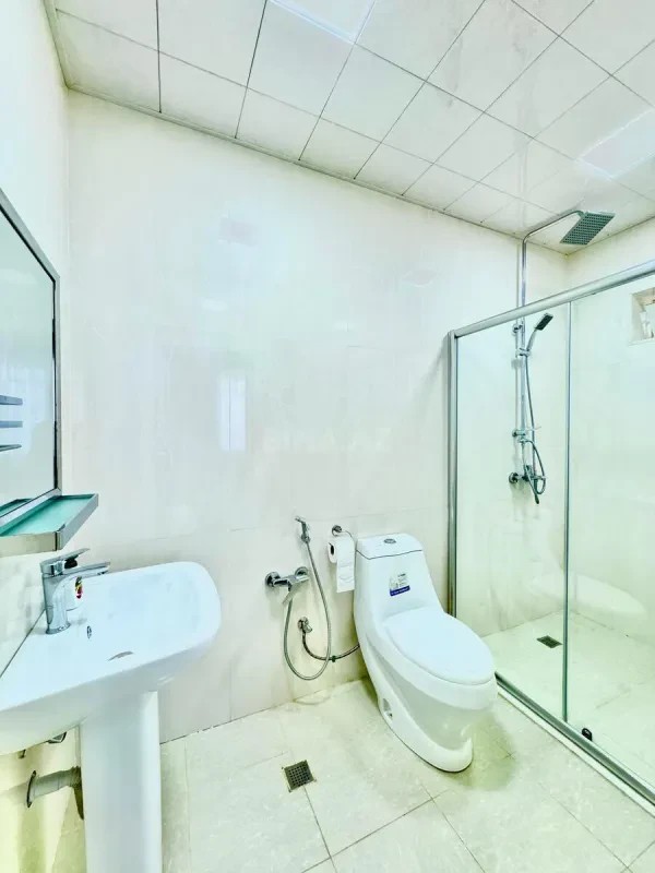 Kirayə verilir 4 otaqlı həyət evi 200 m²