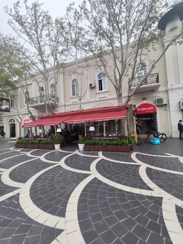 Satılır 2 otaqlı mənzil 65 m²