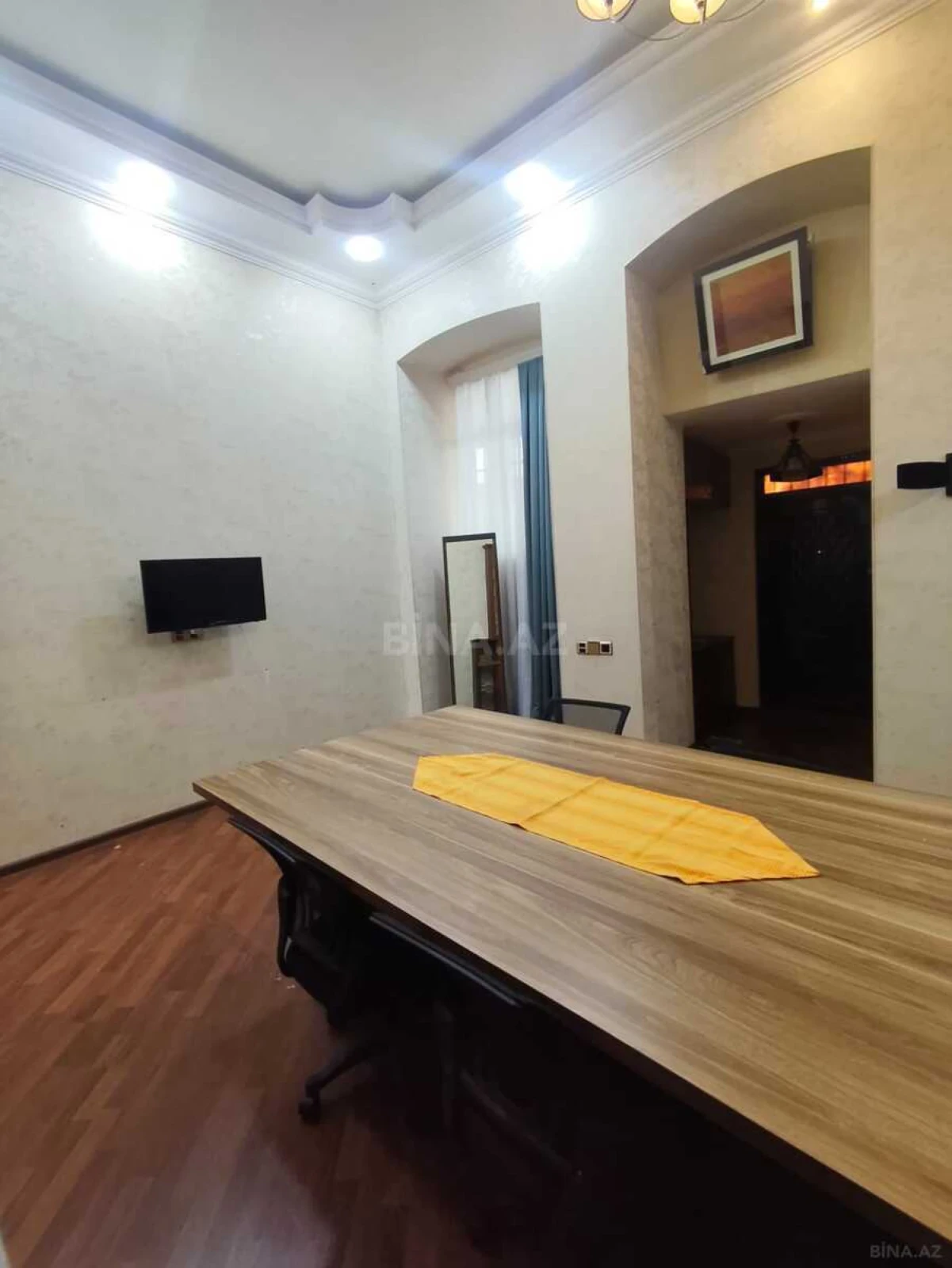 Satılır 2 otaqlı mənzil 65 m²