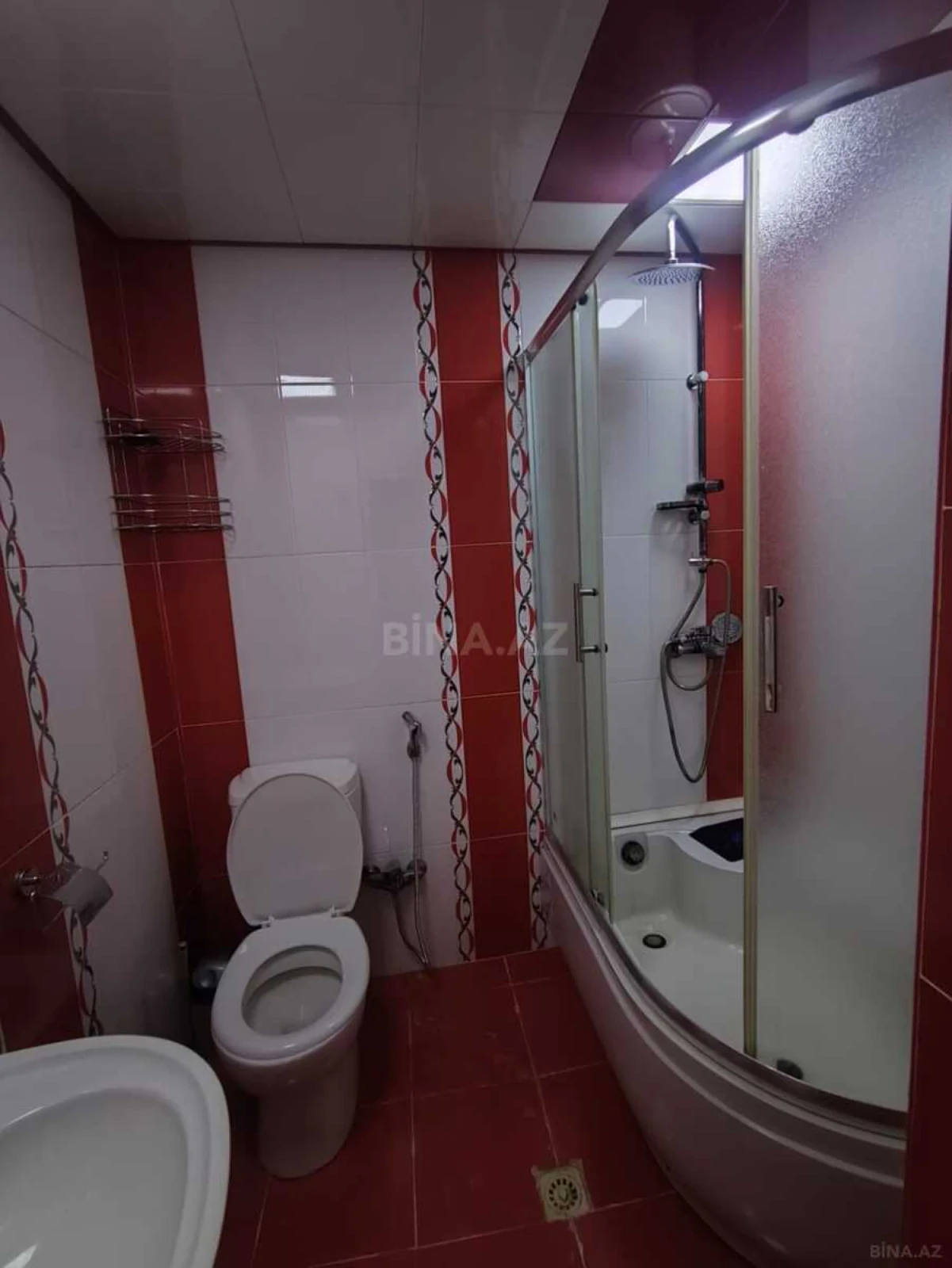 Satılır 2 otaqlı mənzil 65 m²