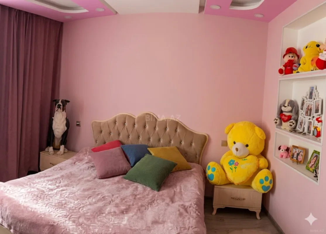 Satılır 5 otaqlı həyət evi 200 m²