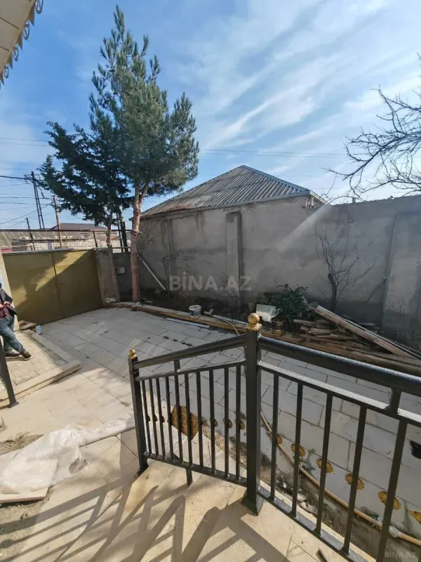 Satılır 4 otaqlı həyət evi 124 m²