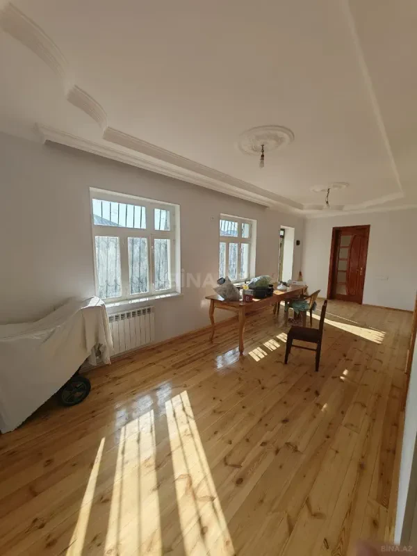 Satılır 4 otaqlı həyət evi 124 m²