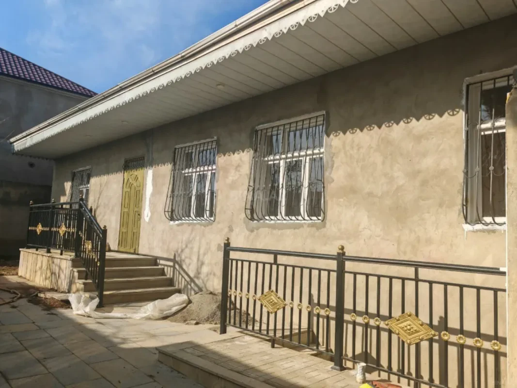 Satılır 4 otaqlı həyət evi 124 m²