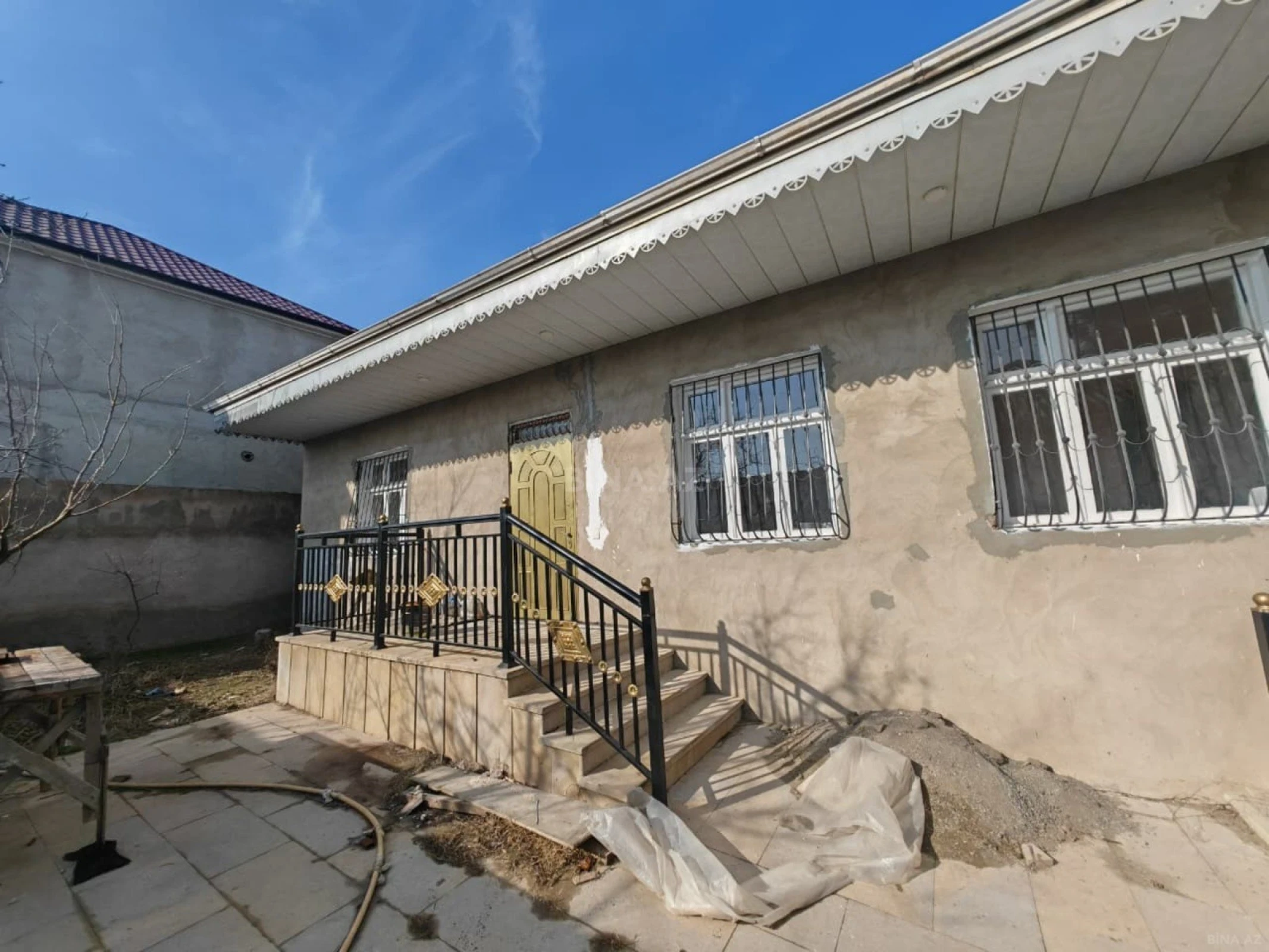 Satılır 4 otaqlı həyət evi 124 m²