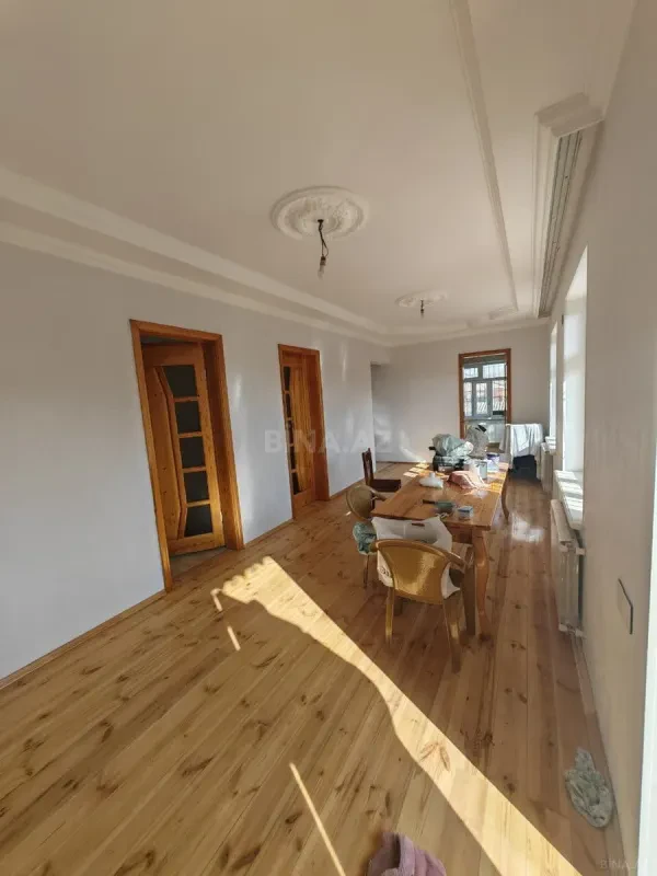 Satılır 4 otaqlı həyət evi 124 m²