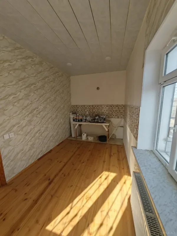 Satılır 4 otaqlı həyət evi 124 m²