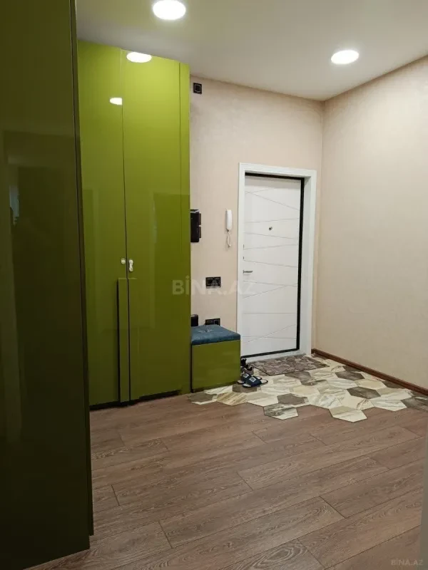 Satılır 2 otaqlı mənzil 95 m²