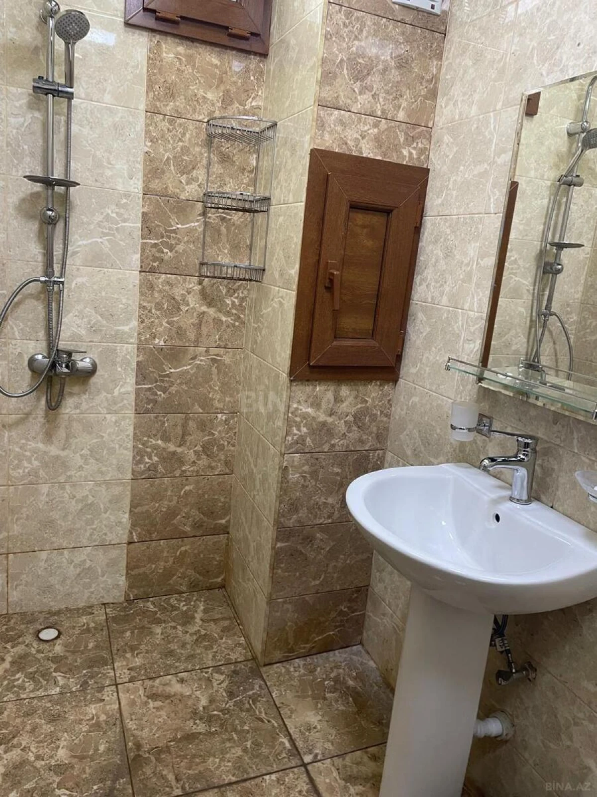 Kirayə verilir 2 otaqlı mənzil 53 m²