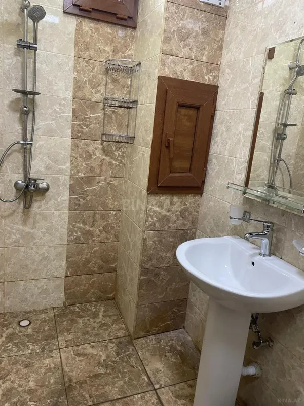 Kirayə verilir 2 otaqlı mənzil 53 m²