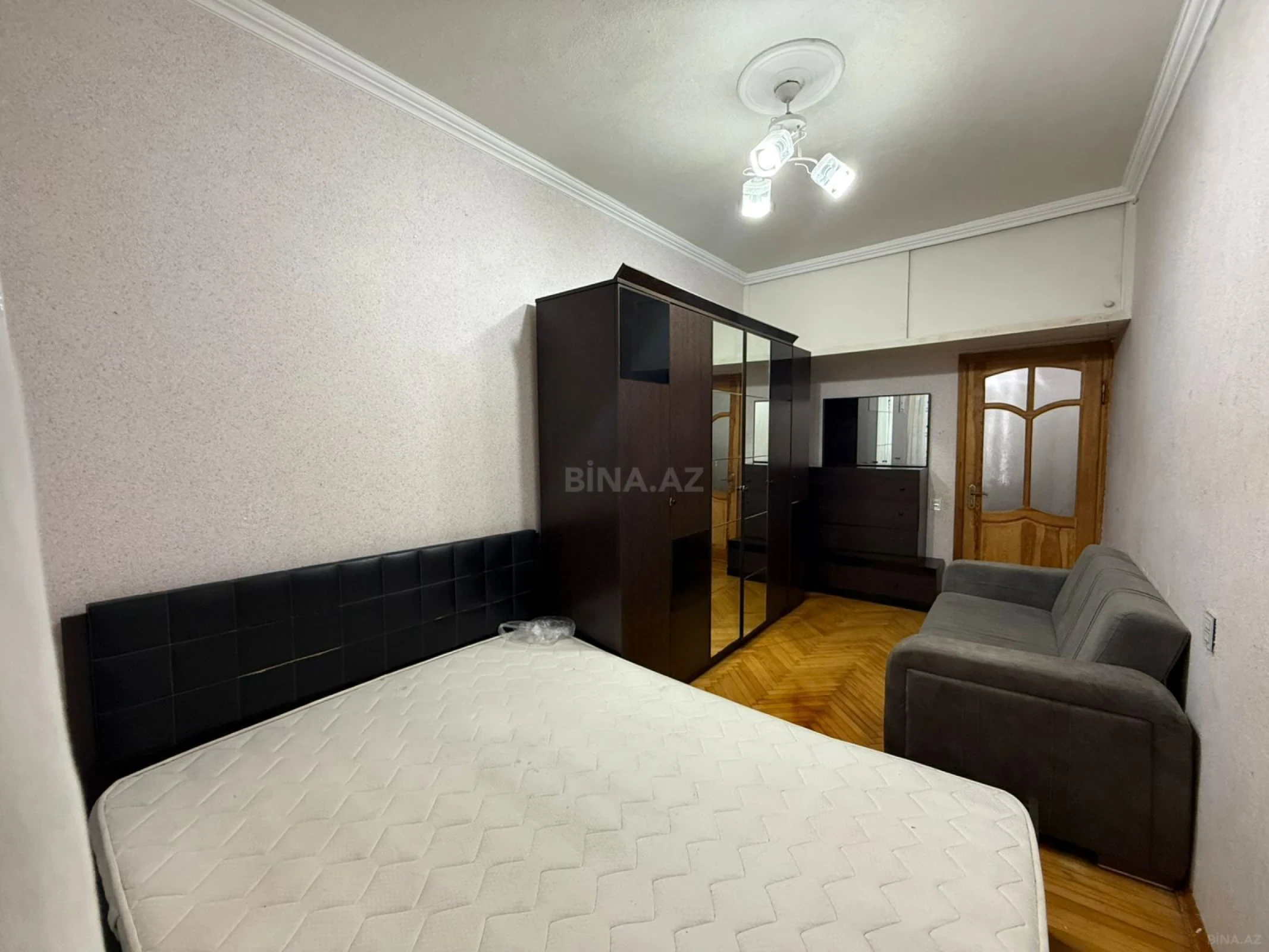 Kirayə verilir 2 otaqlı mənzil 55 m²