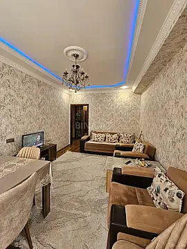 Satılır 2 otaqlı mənzil 53 m²