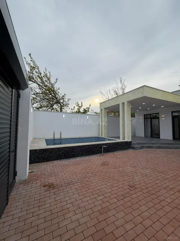 Satılır 4 otaqlı həyət evi 140 m²