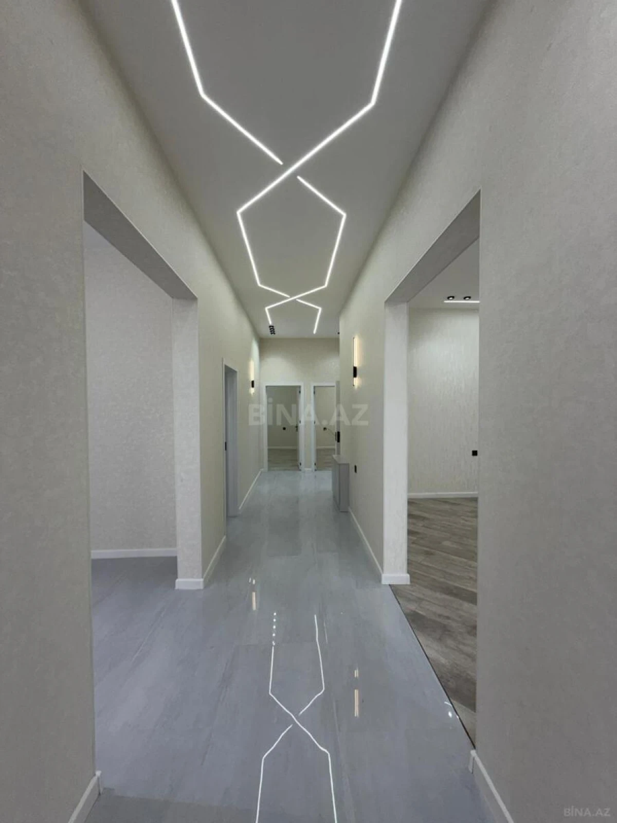 Satılır 4 otaqlı həyət evi 140 m²