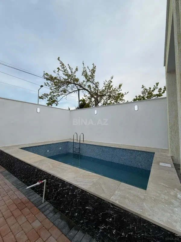 Satılır 4 otaqlı həyət evi 140 m²