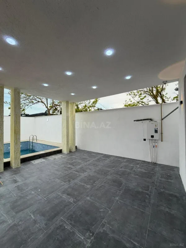 Satılır 4 otaqlı həyət evi 140 m²