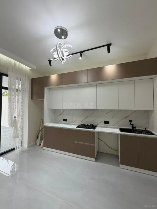 Satılır 4 otaqlı həyət evi 140 m²