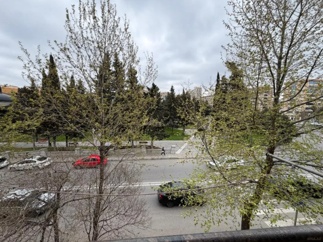 Satılır 2 otaqlı mənzil 42 m²