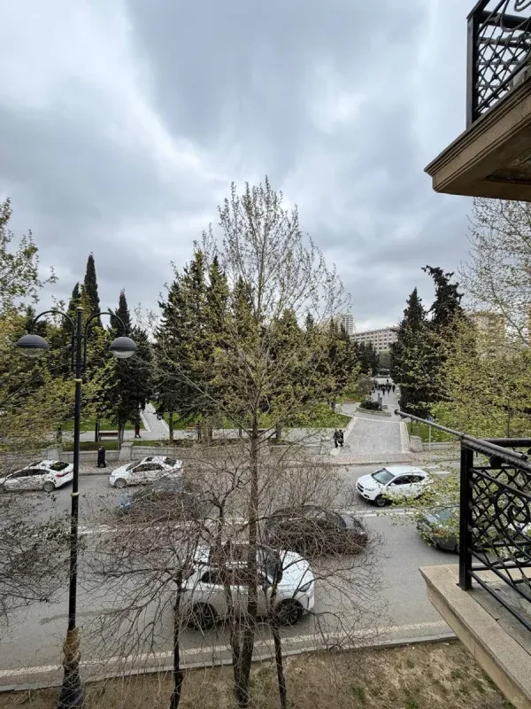 Satılır 2 otaqlı mənzil 42 m²