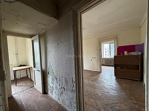 Satılır 2 otaqlı mənzil 42 m²