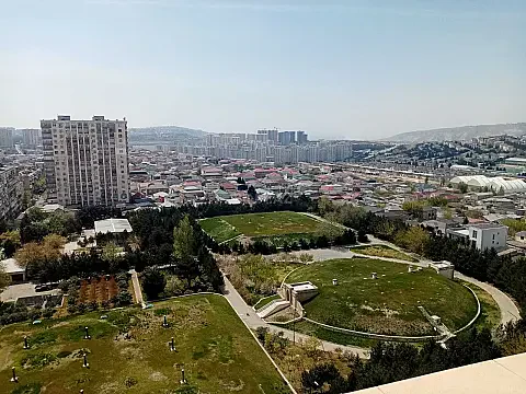 Satılır 2 otaqlı mənzil 87 m²